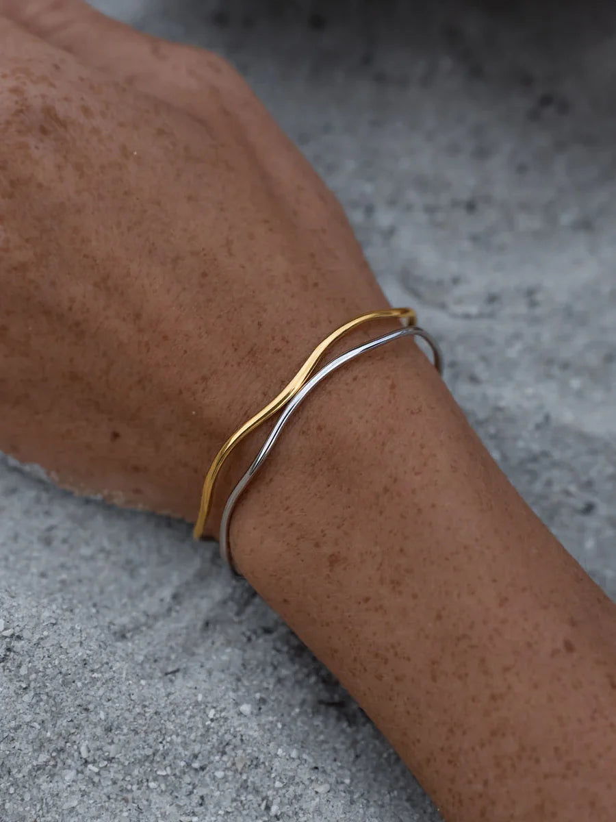 FLUID CUFF