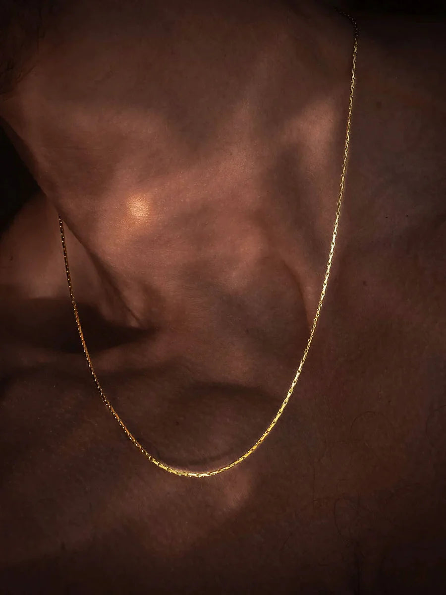 WIRE CHAIN NECKLACE
